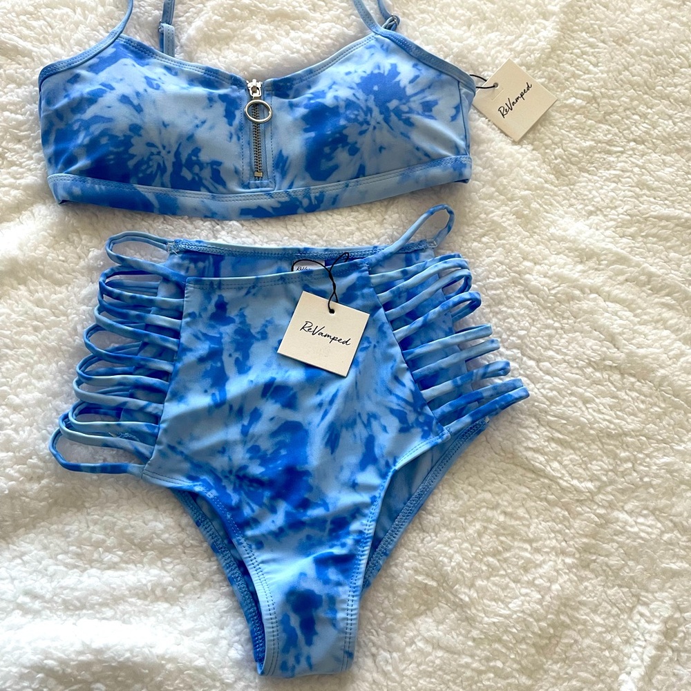 Bathing suit set